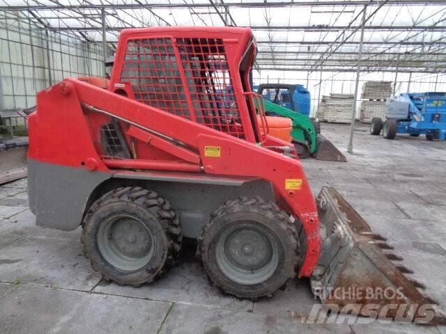 Bobcat S130 Skid steer mini utovarivači