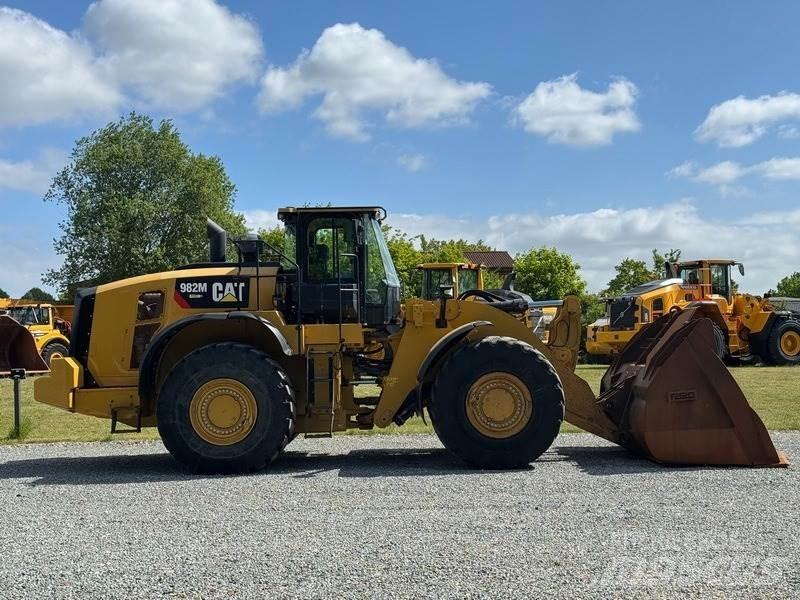 CAT 982 M Utovarivači na točkove