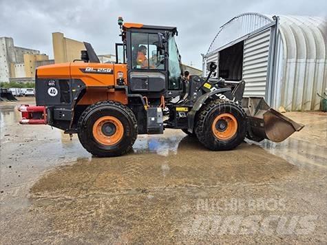 Doosan DL 250-7 Utovarivači na točkove