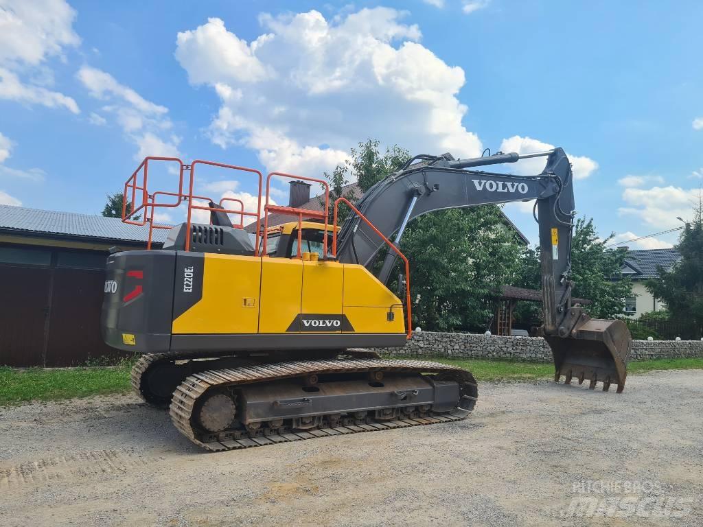 Volvo EC 220 E Bageri guseničari