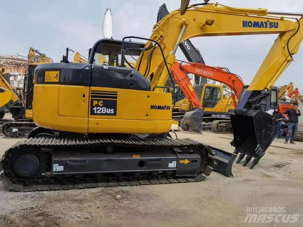 Komatsu PC 128 US Midi bageri 7t – 12t