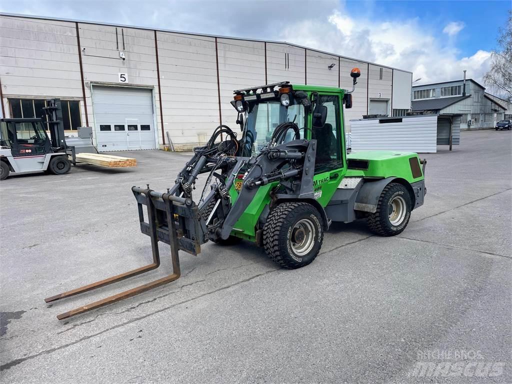 LM Trac 486 Manji traktori