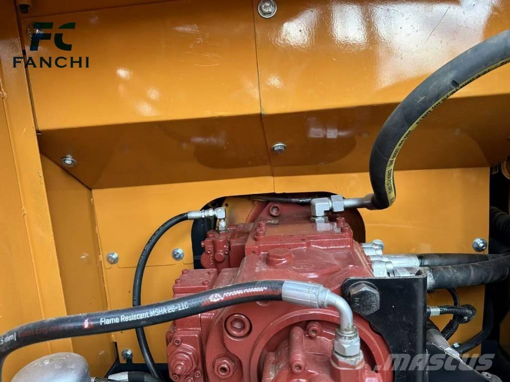 Hyundai 220LC-9S Bageri guseničari