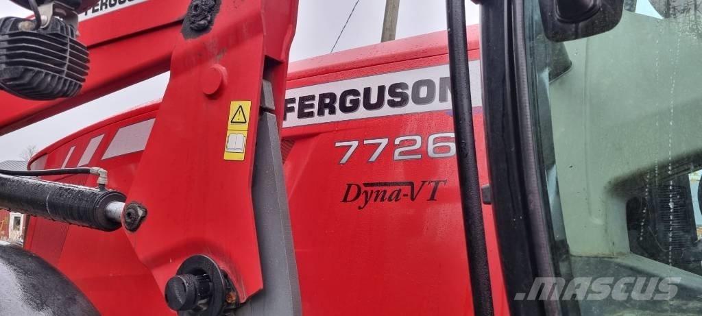 Massey Ferguson 7726 Traktori
