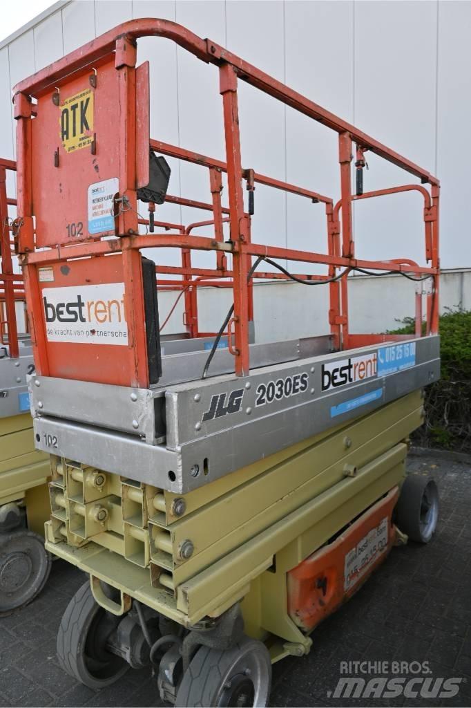 JLG 2030ES Makazaste platforme
