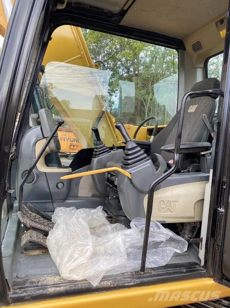 CAT 313 D Bageri guseničari