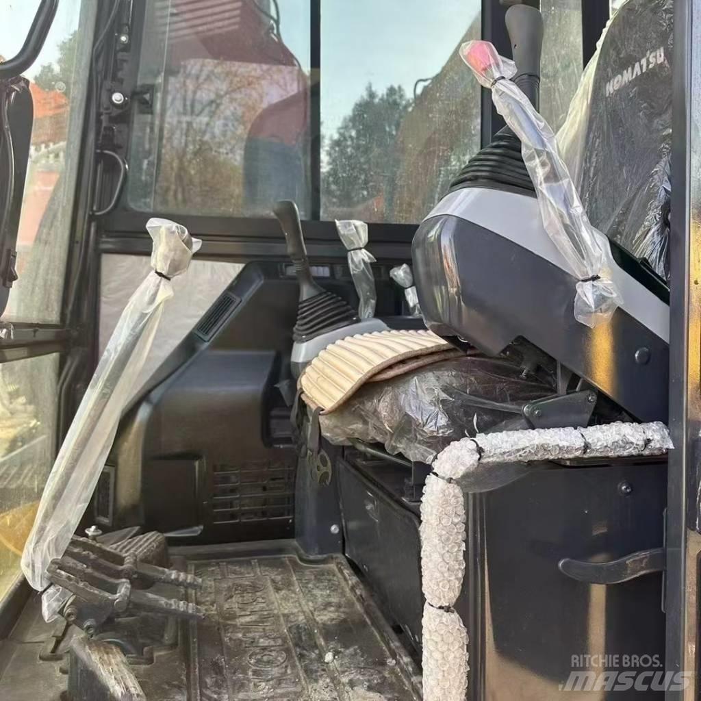 Komatsu PC 56-7 Bageri guseničari