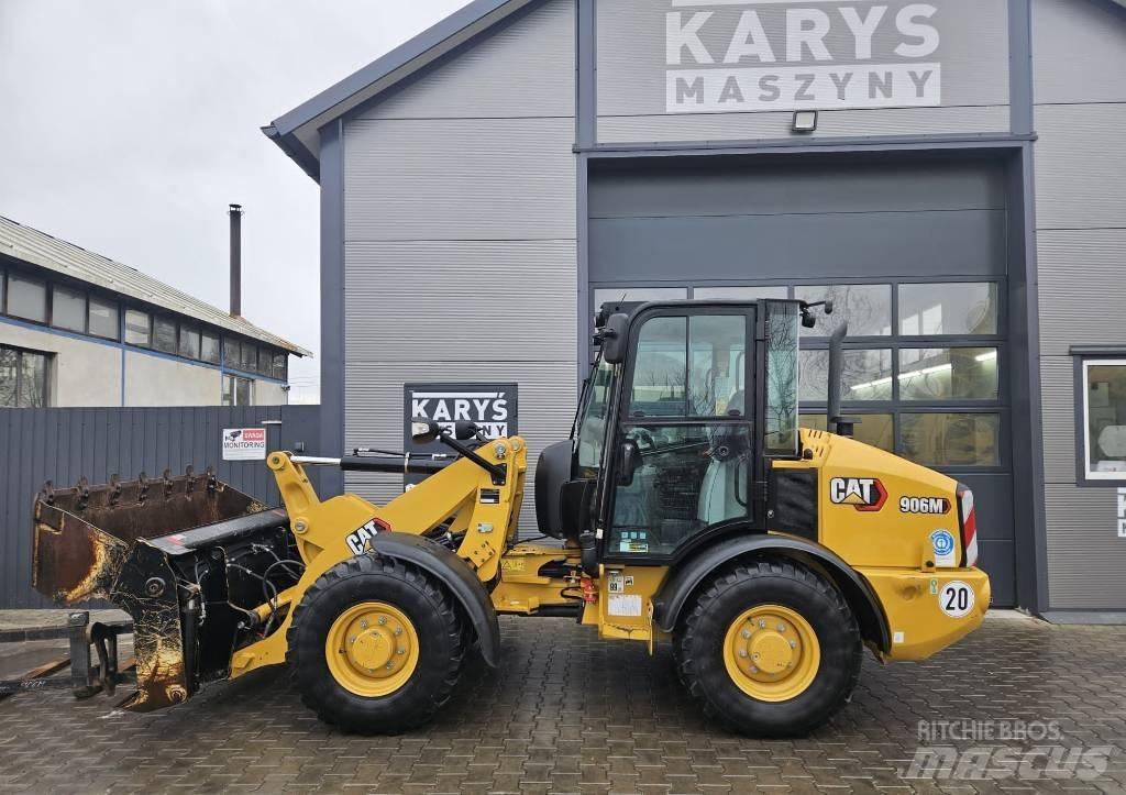CAT 906M Utovarivači na točkove