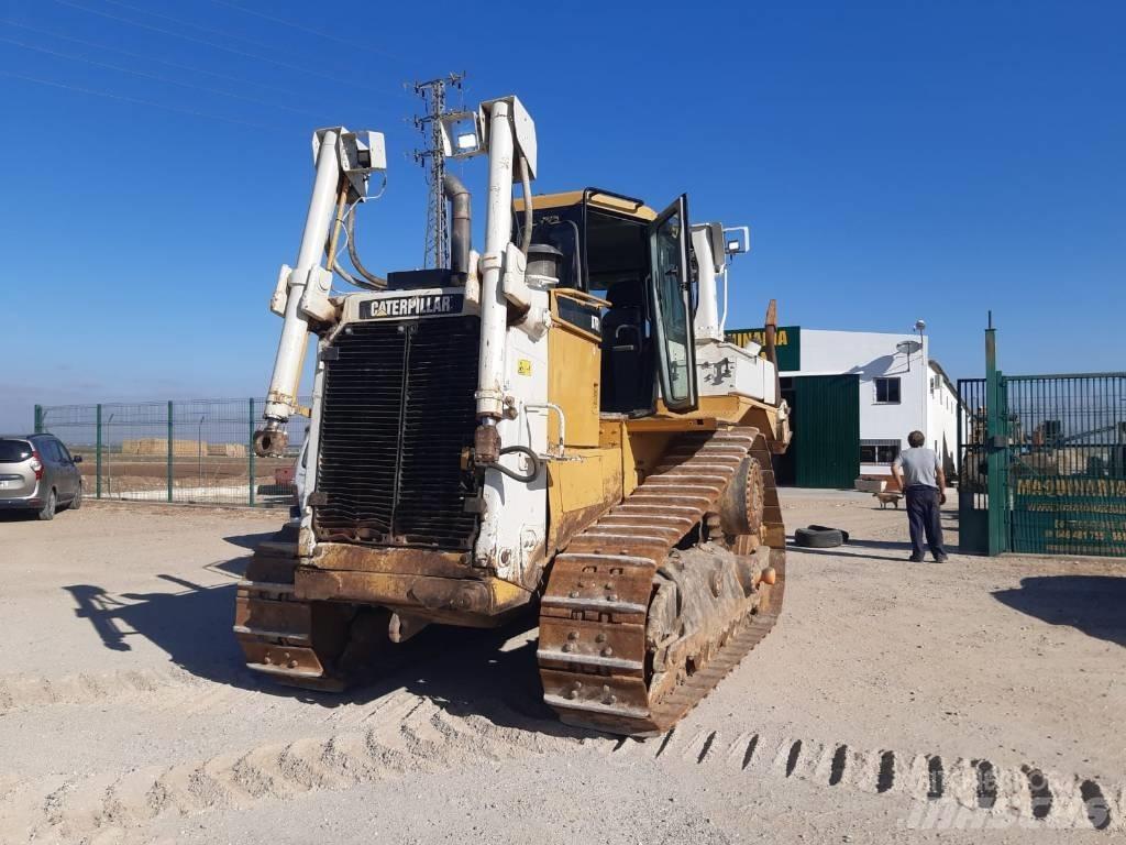CAT D 7 R II Buldožeri guseničari