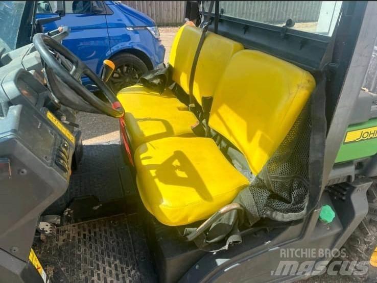 John Deere XUV865M Terenska vozila