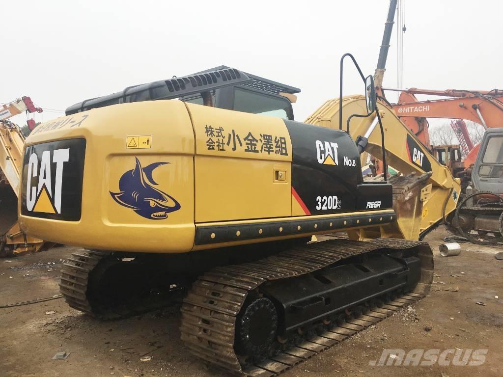 CAT 320 D2 L Bageri guseničari