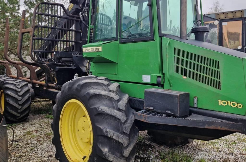 John Deere 1010 D Forvarderi