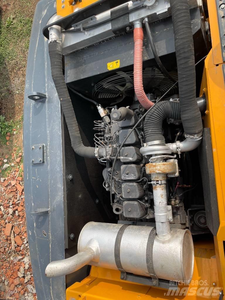 Hyundai 220 Bageri guseničari