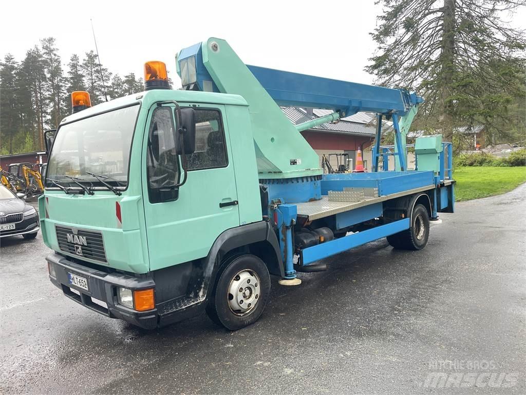 MAN L200 4x2-4300 Auto korpe