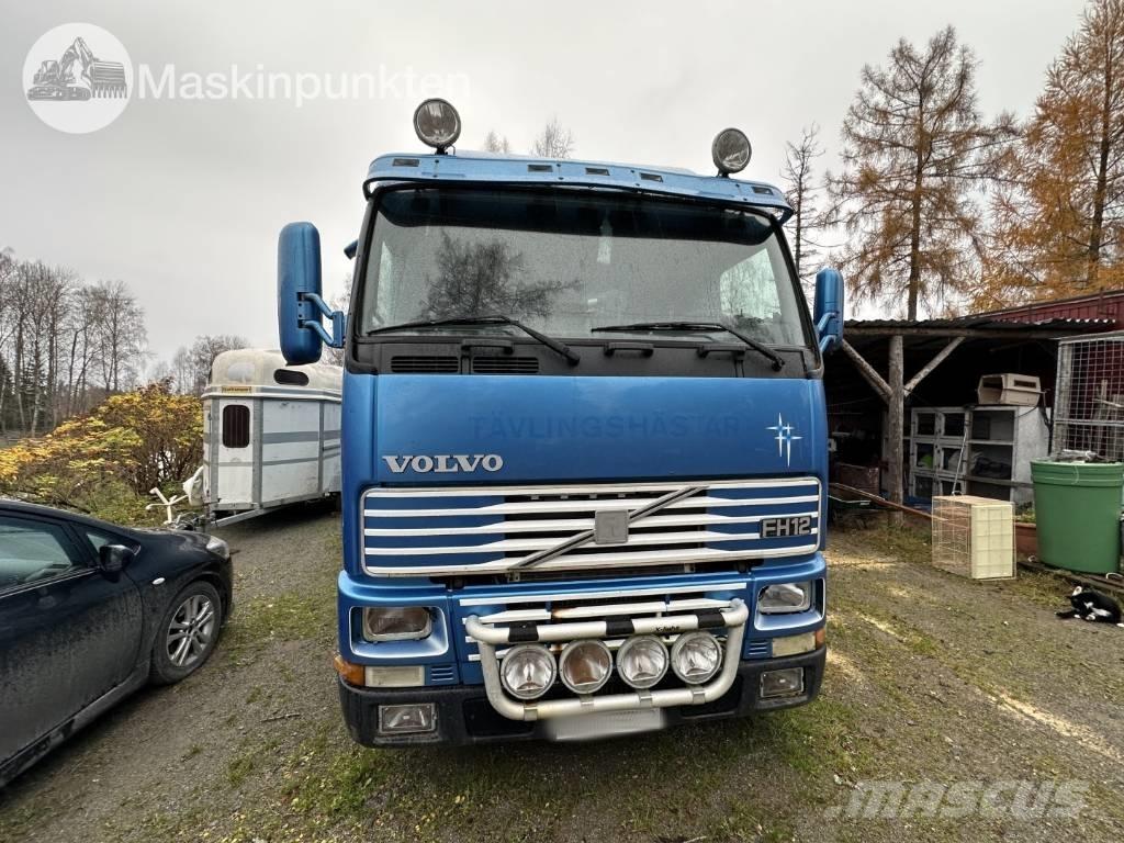 Volvo FH 12 Kamioni za prevoz životinja