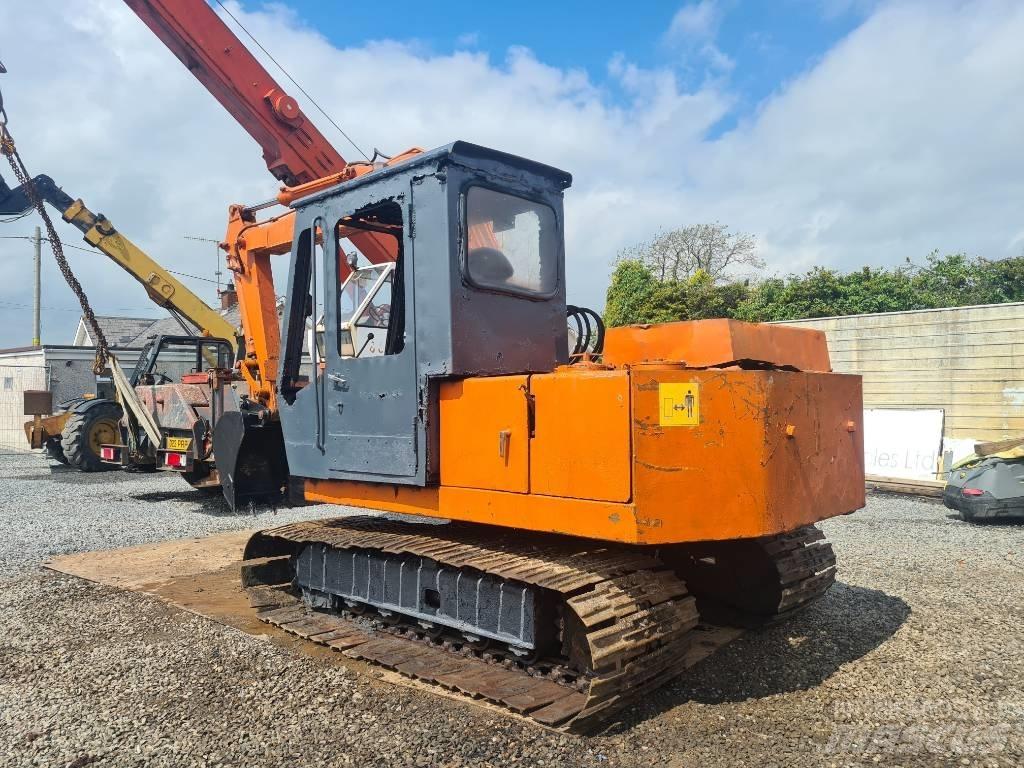 Hitachi UH 02 Mini bageri < 7t