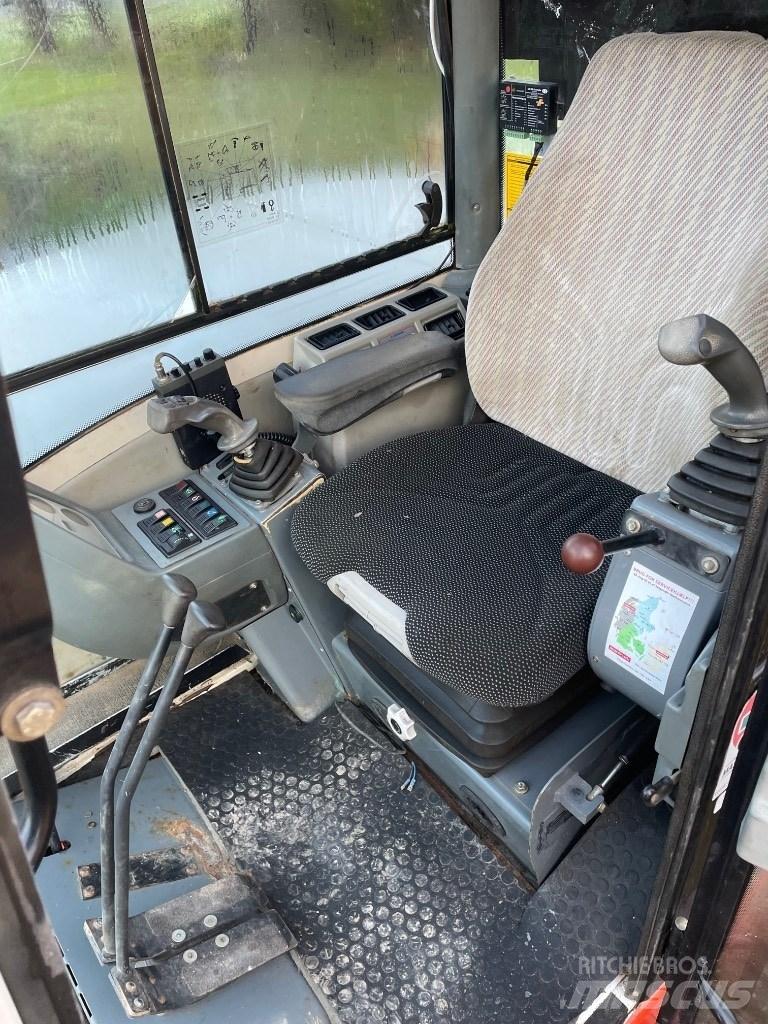 Terex TC125 Bageri guseničari