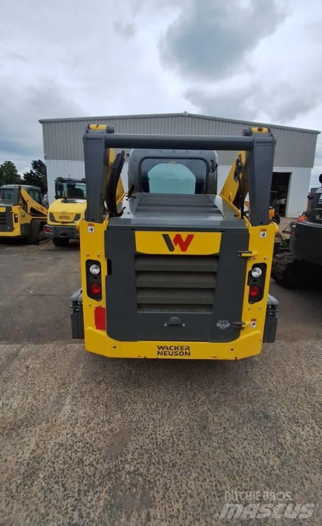 Wacker Neuson ST 31 Skid steer mini utovarivači