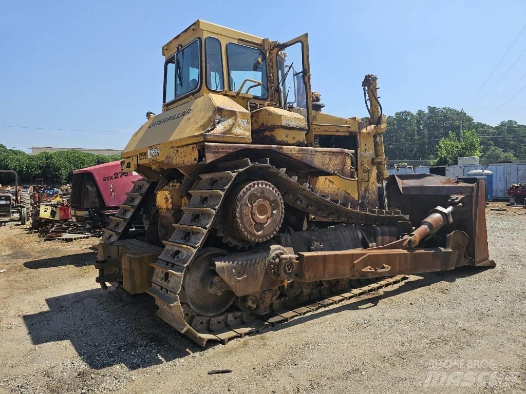 CAT D 8 L Buldožeri guseničari