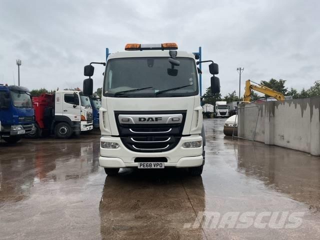 DAF LF 230 Kamioni sa ravan platformom / vitlom