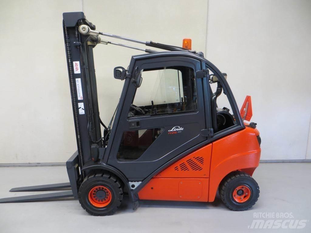 Linde H25T Plinski viljuškari