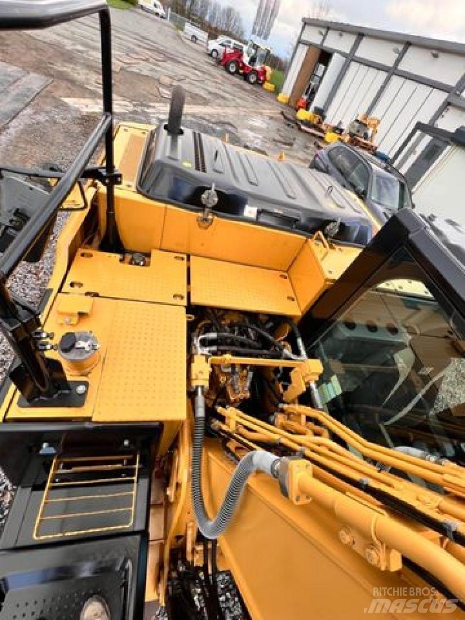 CAT 318EL + HS21 Bageri guseničari