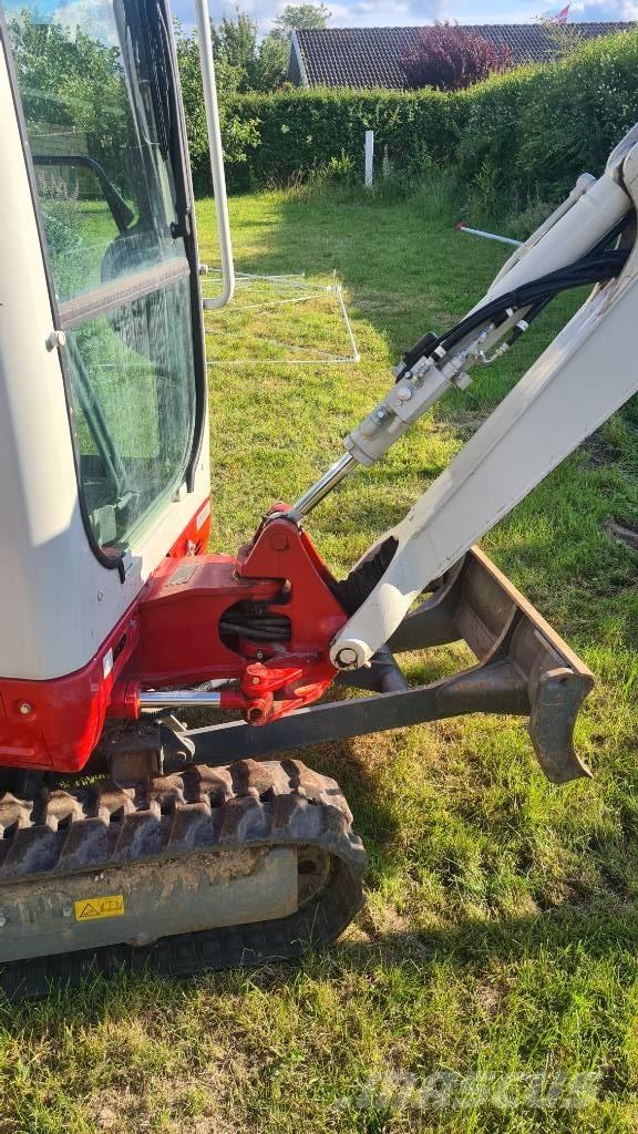 Takeuchi TB 216 Mini bageri < 7t