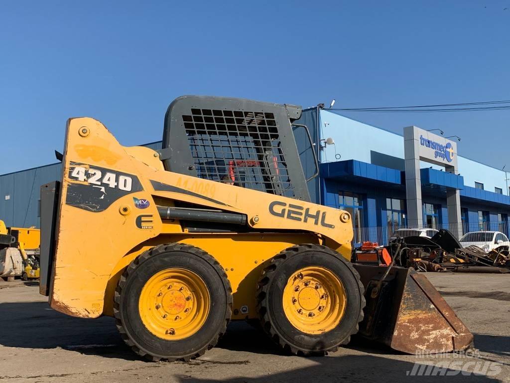 Gehl 4240 Skid steer mini utovarivači