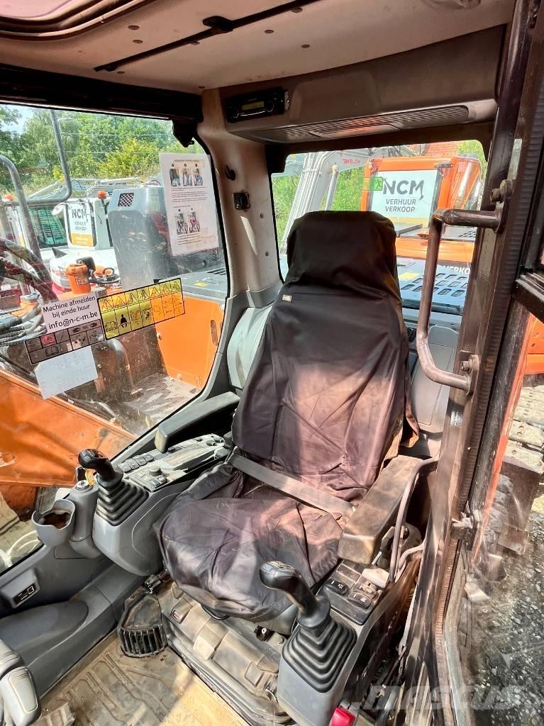 Develon DX 140 LCR-7 Bageri guseničari