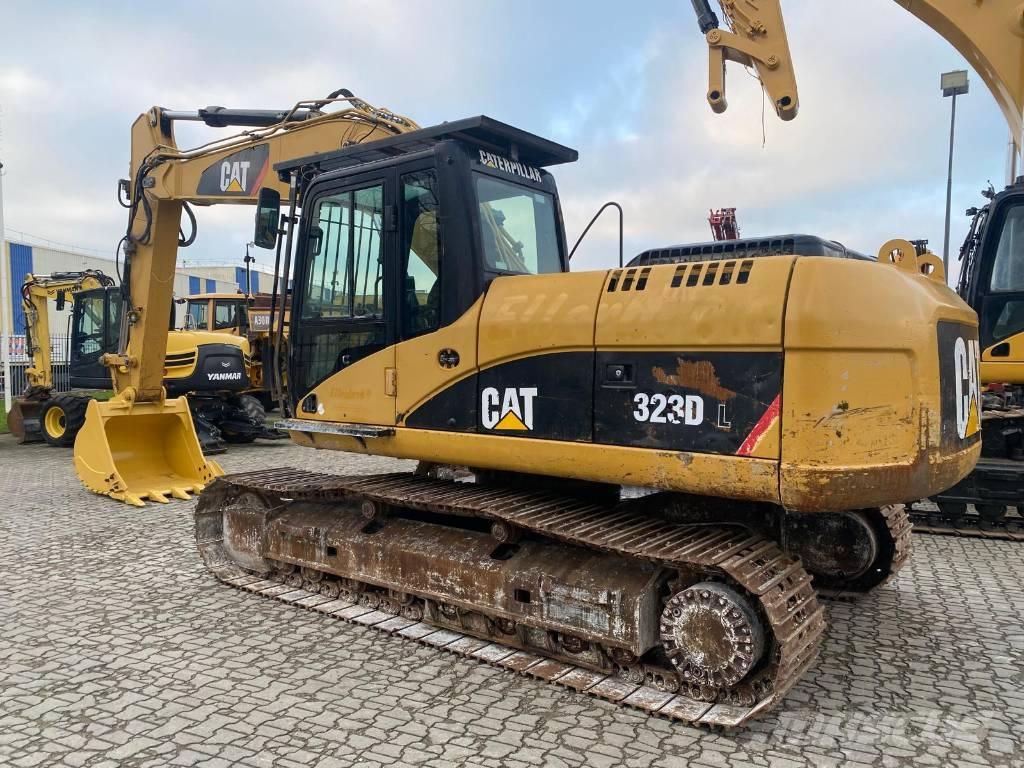 CAT 323D NVT Bageri guseničari