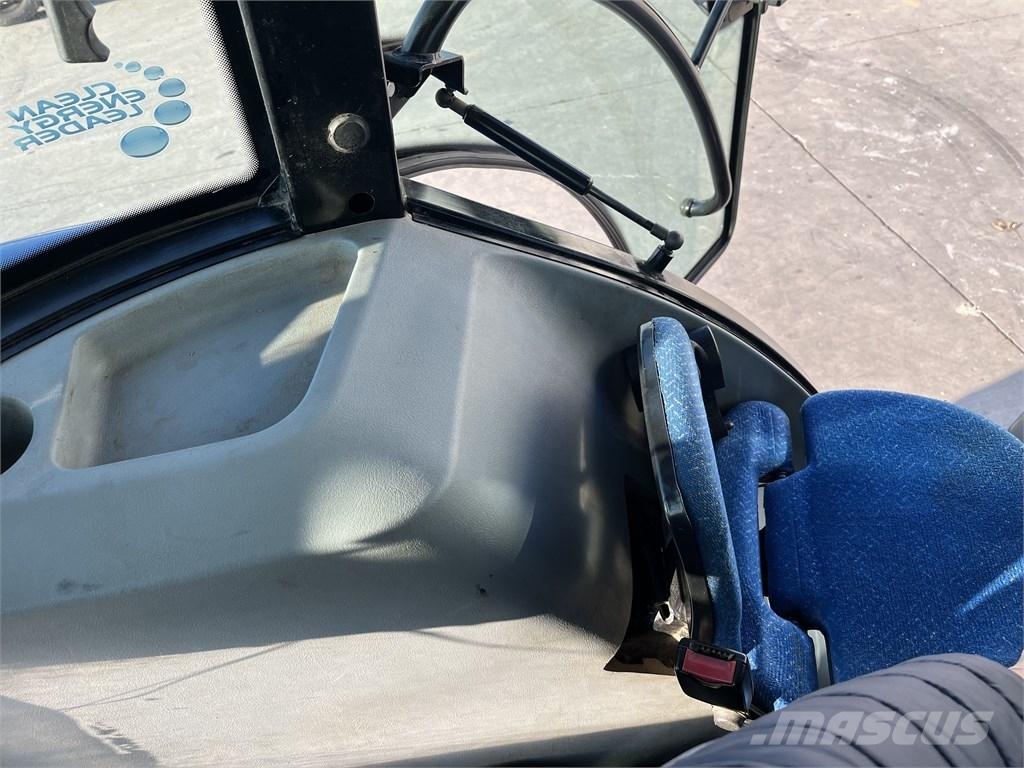 New Holland TD 5.95 Traktori