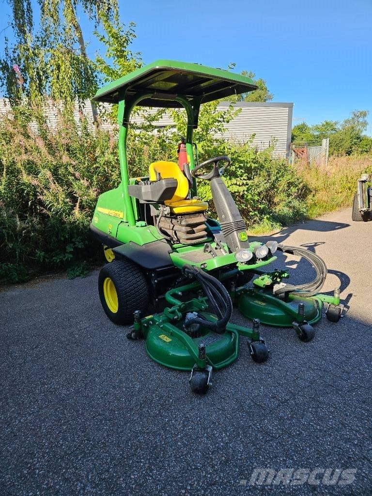 John Deere 7400 A Kosilice i trimeri za grube terene