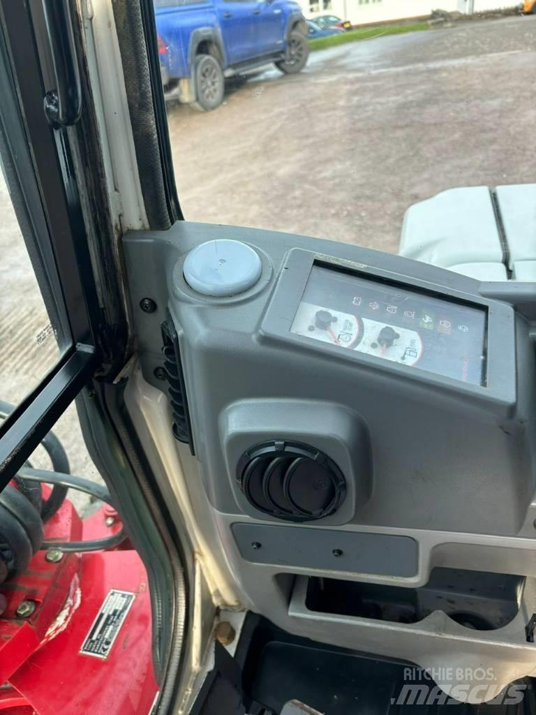 Takeuchi TB 250 Mini bageri < 7t