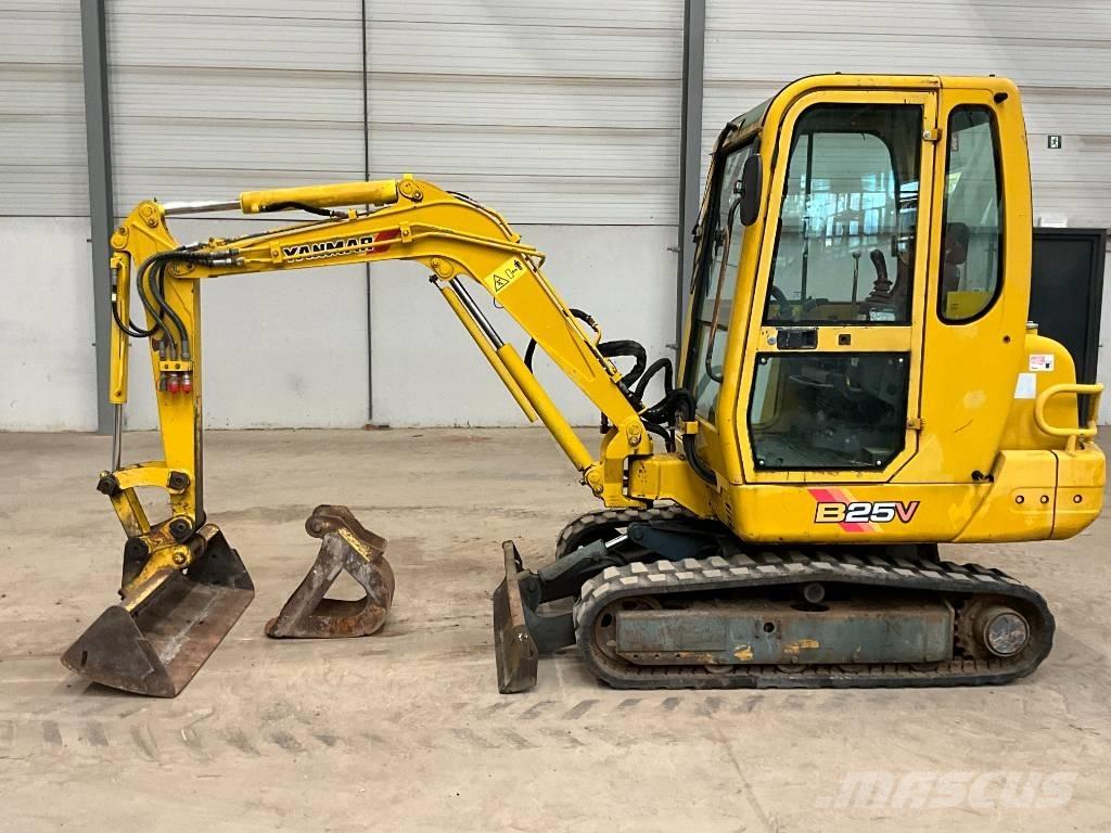 Yanmar B 25 V Mini bageri < 7t