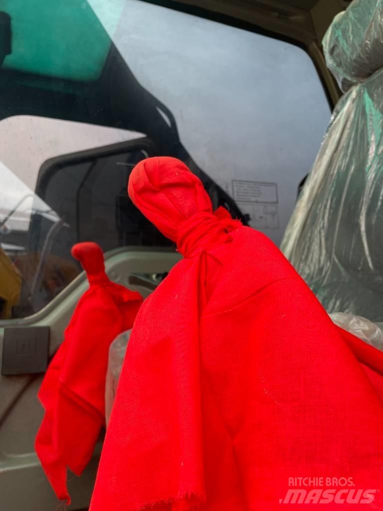 Volvo EC240D Bageri guseničari