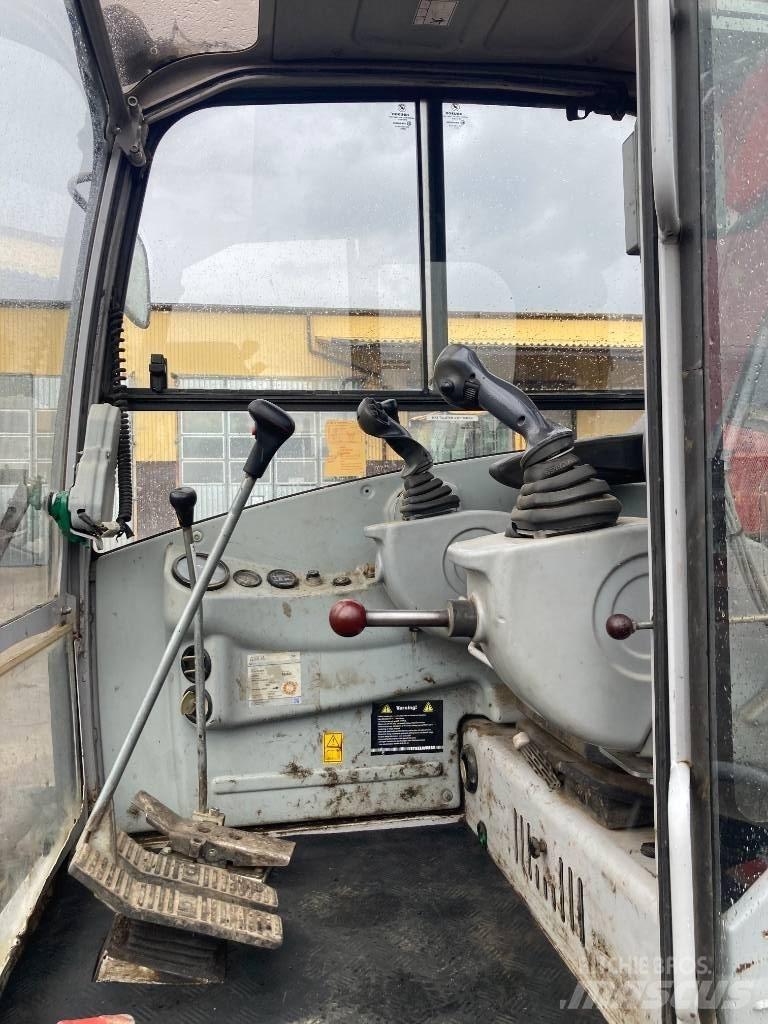 Neuson 8003 Midi bageri 7t – 12t