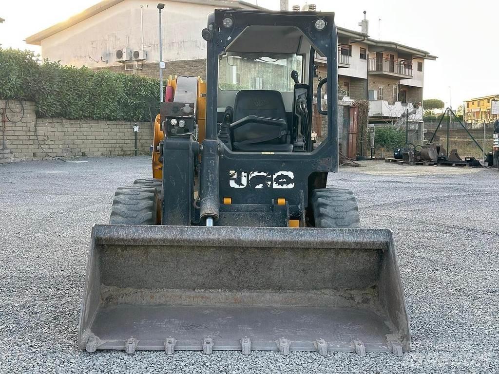 JCB 225 Mini utovarivači