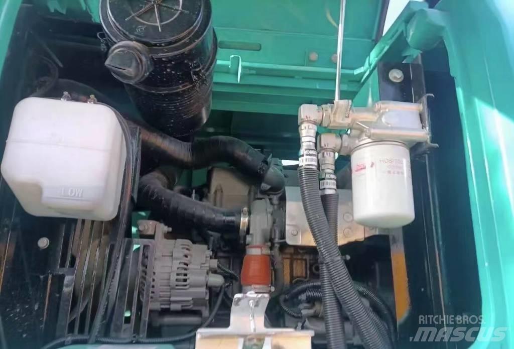 Kobelco SK 75 Bageri guseničari