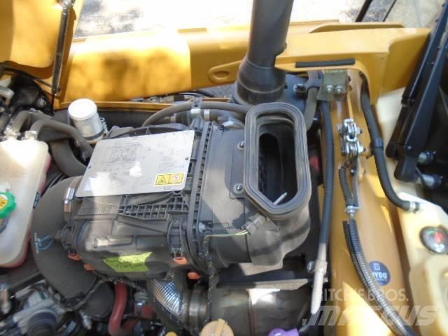 CAT 420XE Rovokopači