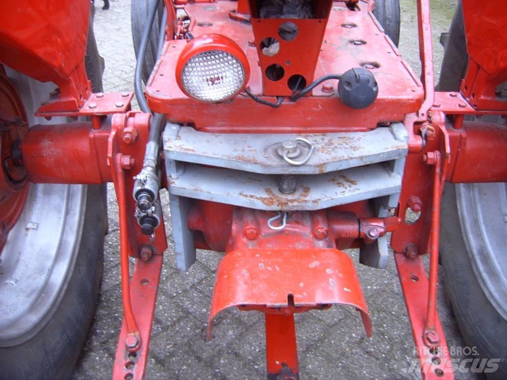 Farmall 560 Traktori