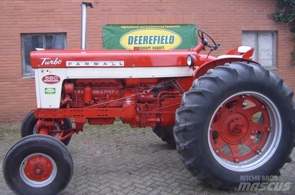 Farmall 560 Traktori