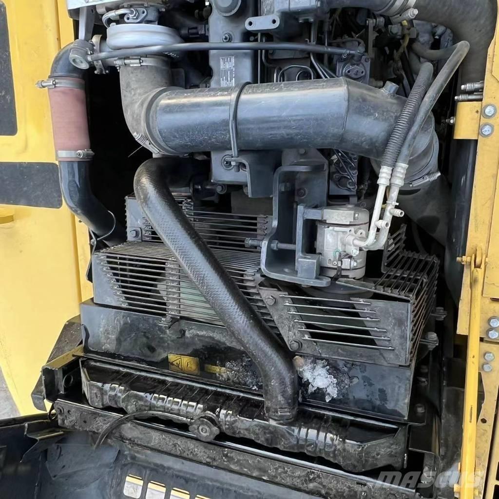 Komatsu PC 360-7 Bageri guseničari