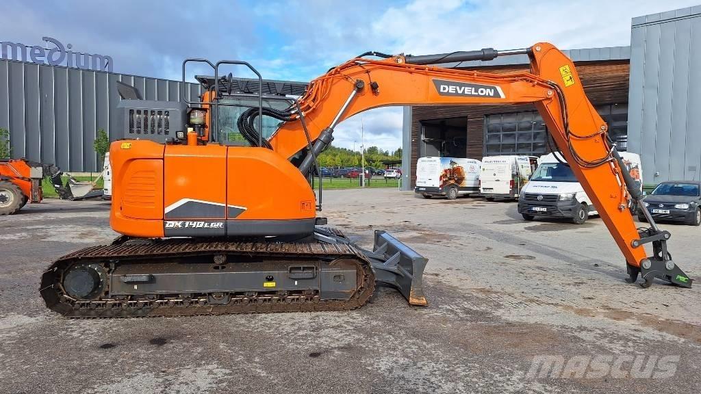 Doosan DX140LCR-7 Bageri guseničari