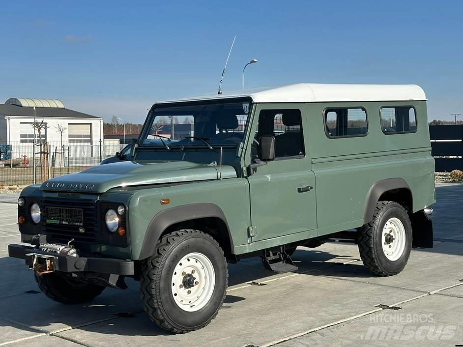 Land Rover Defender Terenska vozila