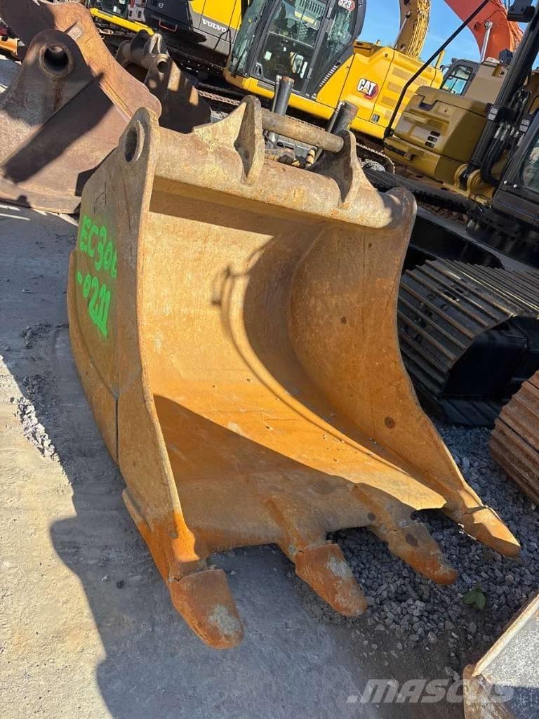 Volvo EC 300 EL Bageri guseničari