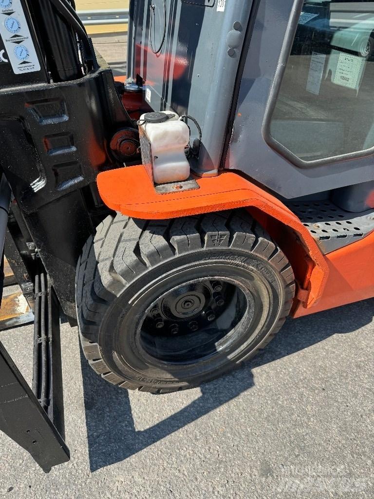 Toyota 8FBMT50 Električni viljuškari