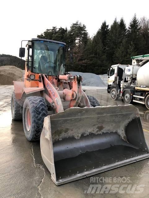 Fiat-Kobelco W110 Utovarivači na točkove