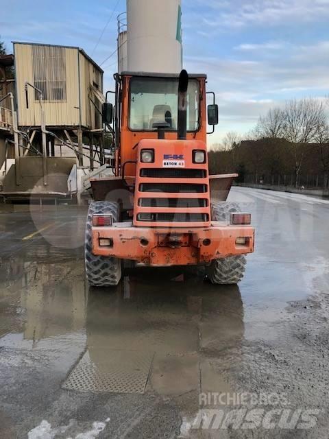 Fiat-Kobelco W110 Utovarivači na točkove