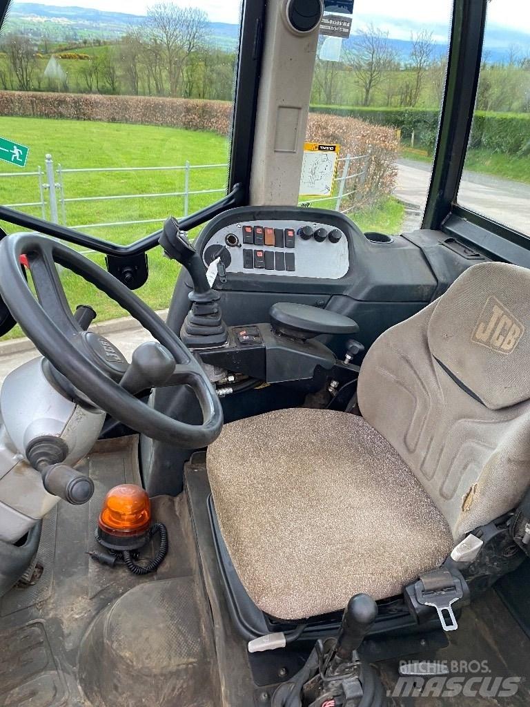 JCB TM 310 S Poljoprivredni teleskopski utovarivači