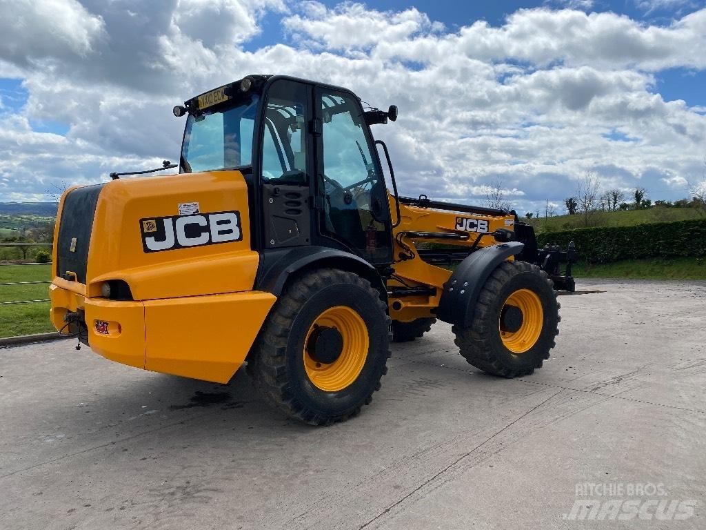 JCB TM 310 S Poljoprivredni teleskopski utovarivači